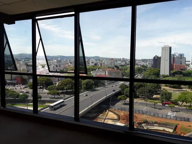 Sala para Alugar na Washington Luiz, Centro Histórico! Vista magnífica!