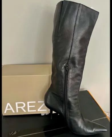 Bota couro feminina cano longo
