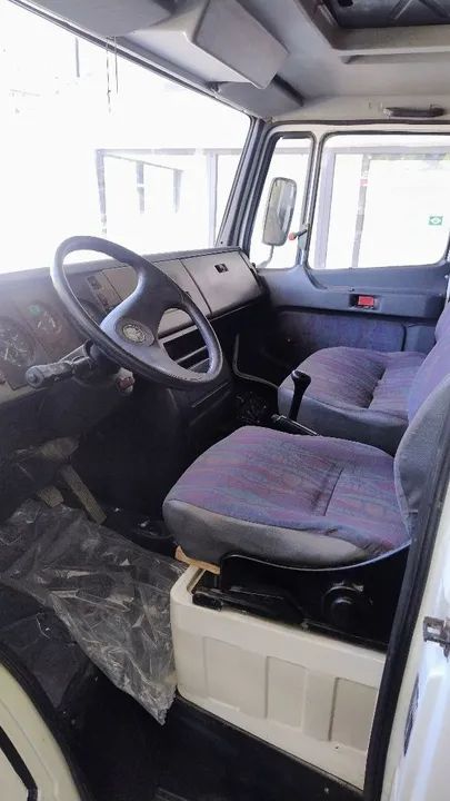 Mercedes benz 709 - 1995 - Munck 4t  - Foto 10