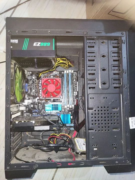 PC GAMER AMD V/T - Foto 2