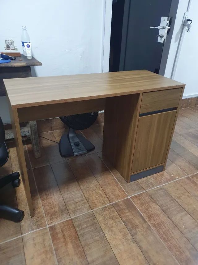 Escrivaninha nova montagem grátis  - Foto 3