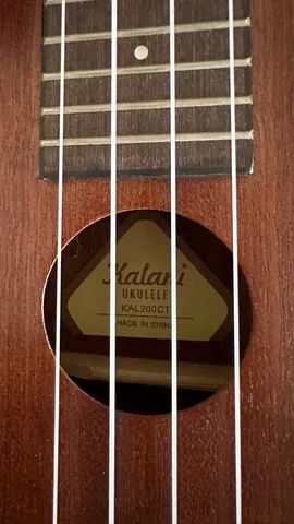 Ukulele kalani concerto novo  - Foto 4