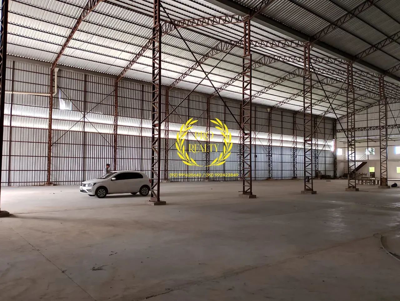 Galpão 2.300m² Industrial-logístico com Habite-se e Avcb , Torquato Tapajós - Foto 4