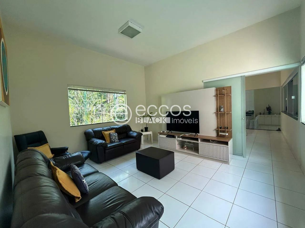 Casa em condomínio à venda, 4 quartos, 2 suítes, 4 vagas, Tocantins - Uberlândia/MG