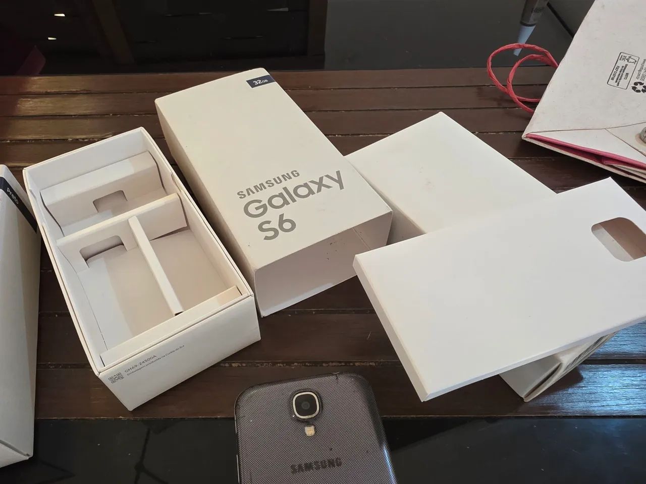 Lote caixas originais e Celular Samsung e LG - Peças e Aparelhos - Foto 5