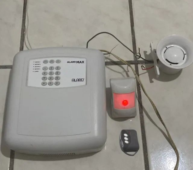 Central de Alarme Alard Max 4 - Com Sirene, Controle, Bateria e Sensor de Movimento 