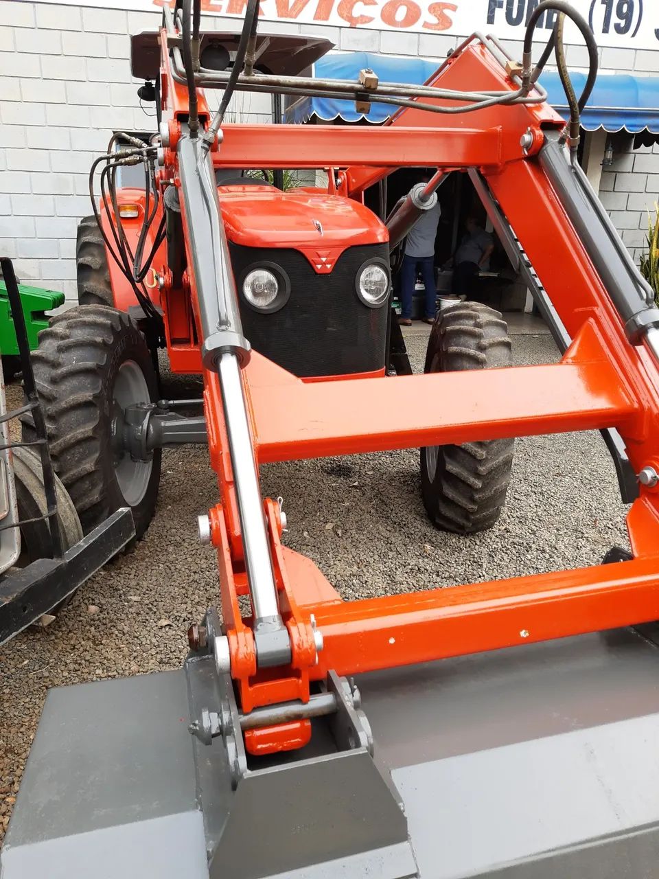 Trator Massey Ferguson com Concha - Foto 6