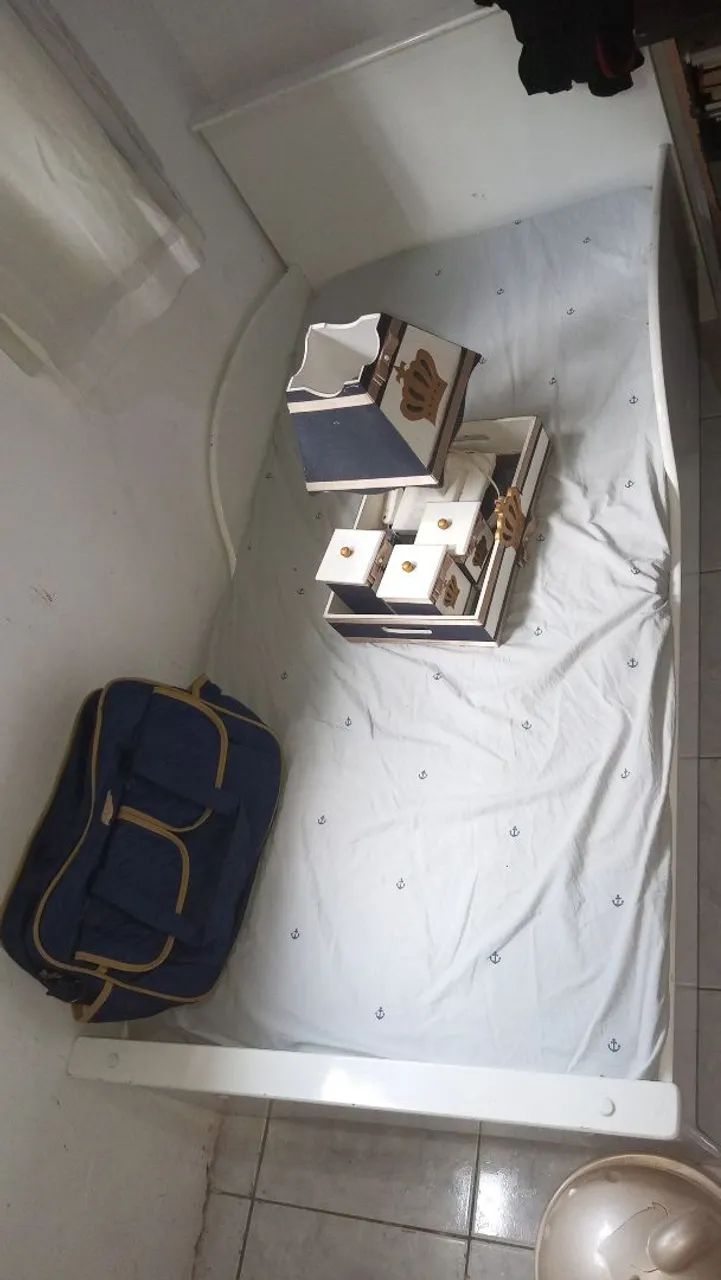 Children's bed + mattress64176431545346122