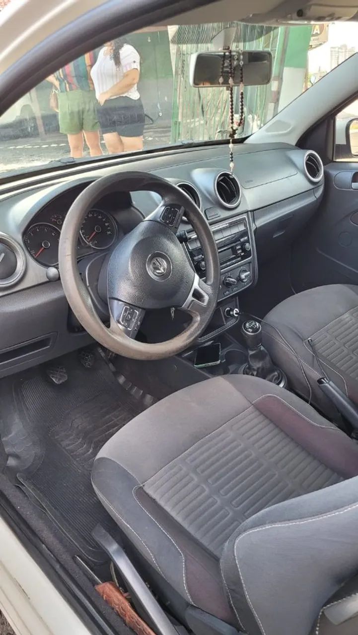 Carro muito conservado 2? dono