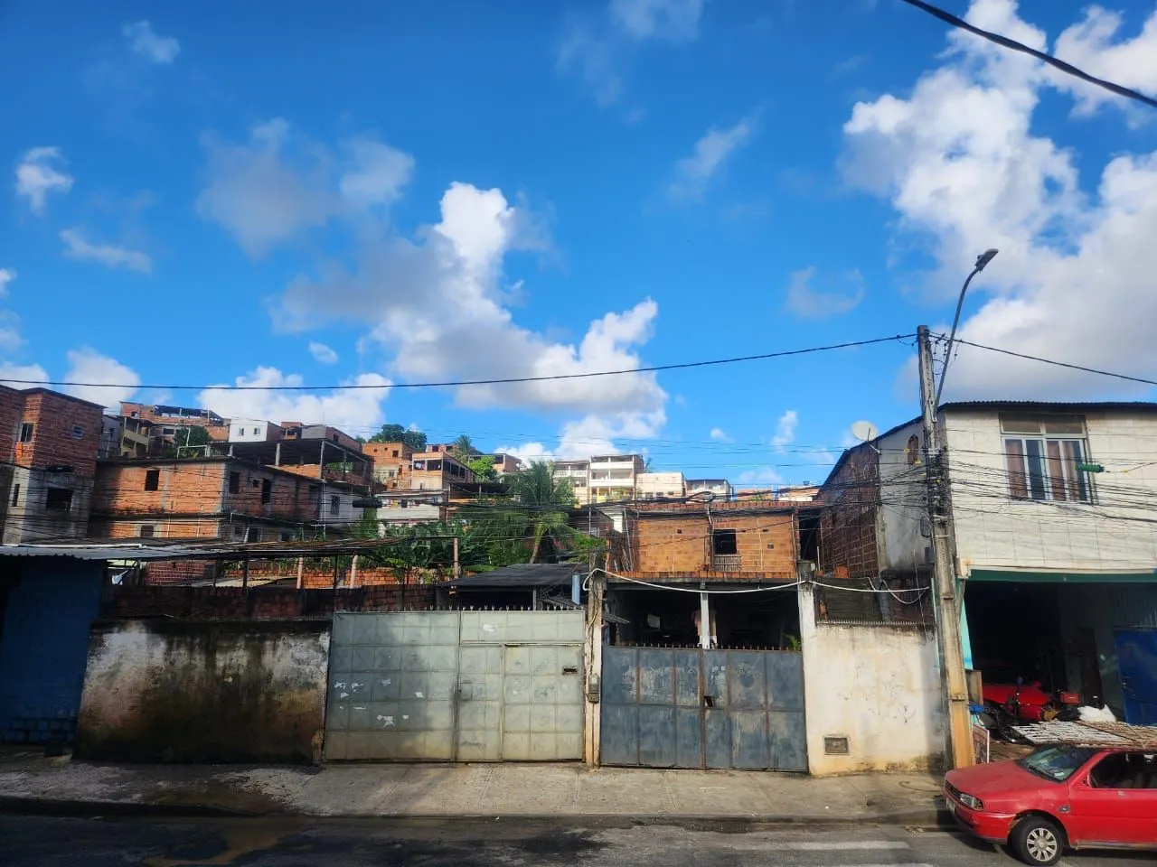 Casa com ponto comercial