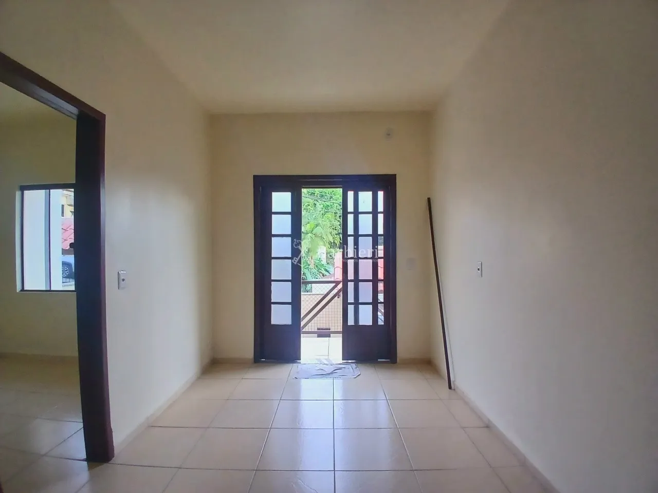 Apartamento com 2 quartos, sendo 1 suíte, e 2 vagas de garagem, na Fortaleza em Blumenau/S