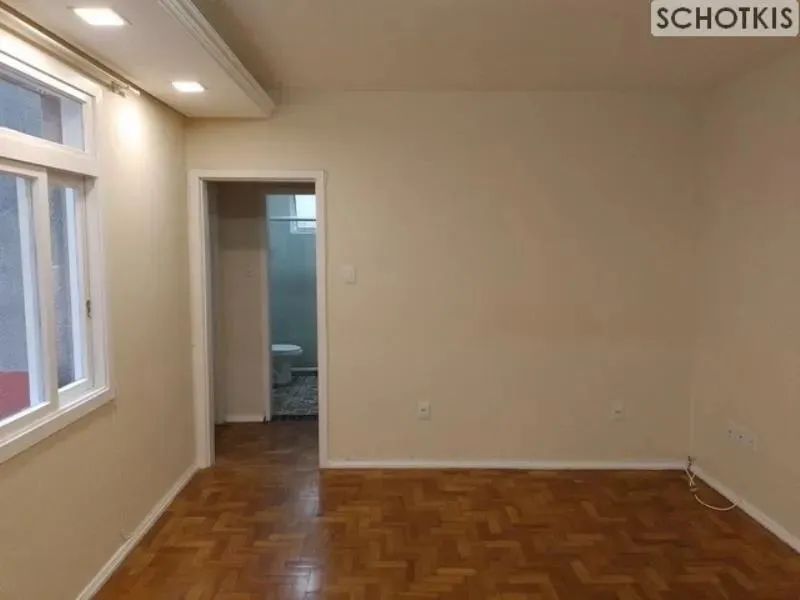 IMOBILIÁRIA SCHOTKIS VENDE APARTAMENTO DE 02 DORMITÓRIOS ALUGADO, COM DEPENDÊNCIA DE EMPRE - Foto 5