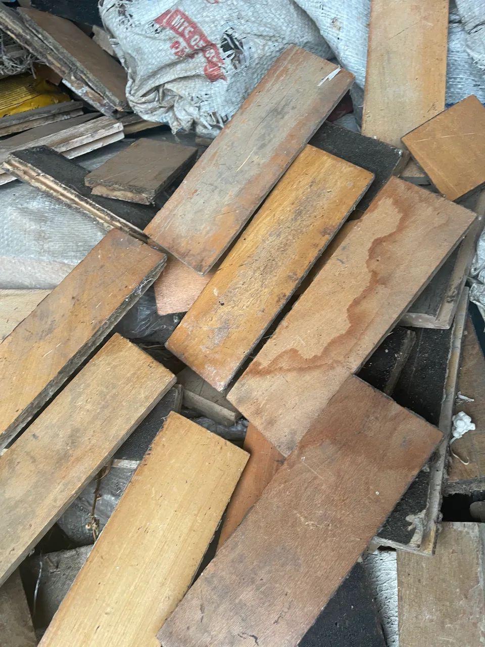 Parquet, taco de madeira.