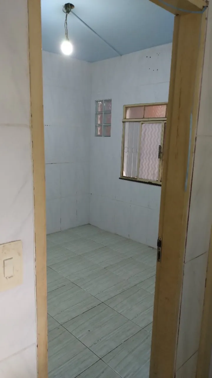Aluga-se quarto no bairro do Coroado 2 - Próximo a feira do Coroado 2
