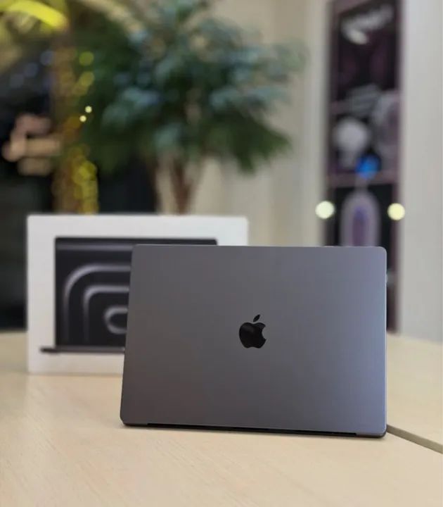 MacBook Pro M3 36GB/ 512SSD