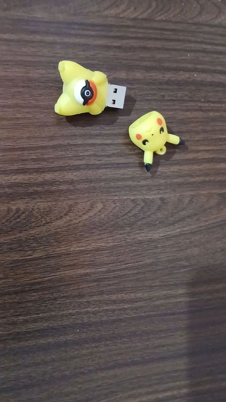 Pendrive pikachu 64Gb