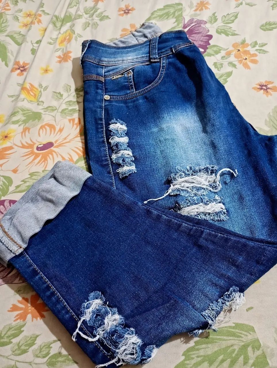 Calça Capri tamanho 44 - Foto 2