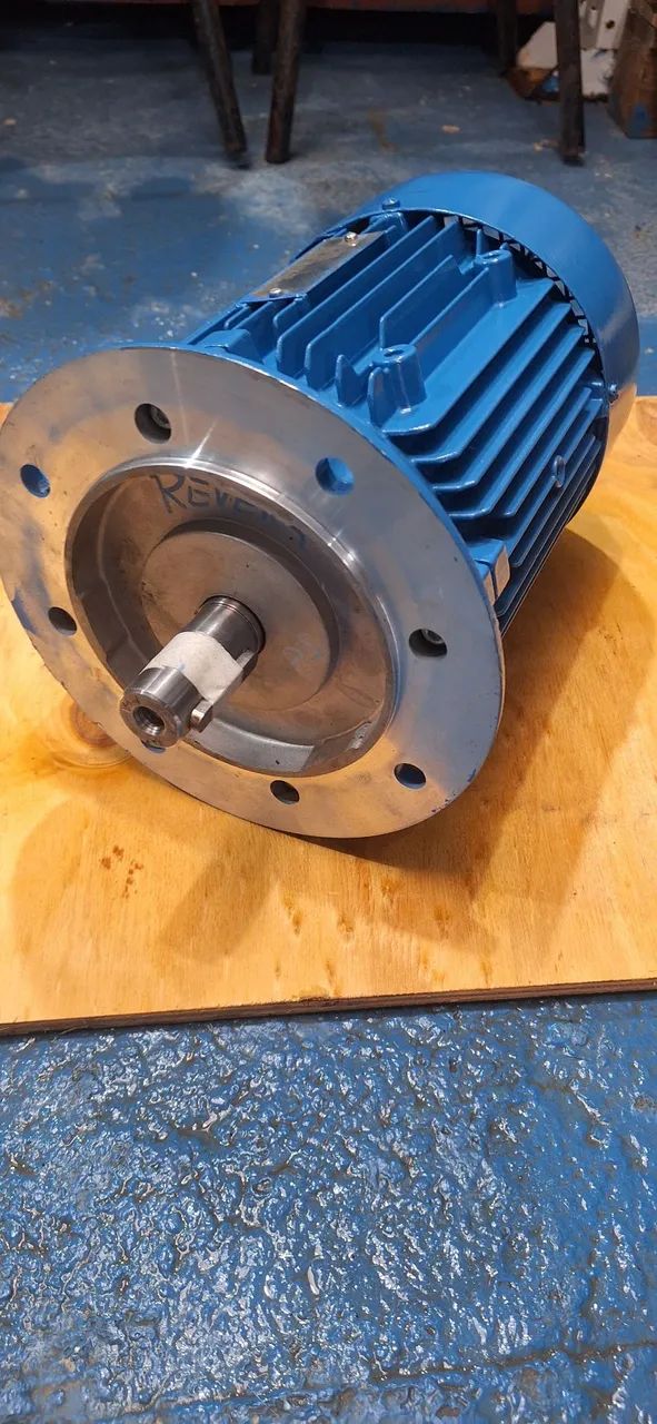 Motor elétrico trifásico 2 cv rpm 1720 baixa rotação 4 polos. - Foto 2