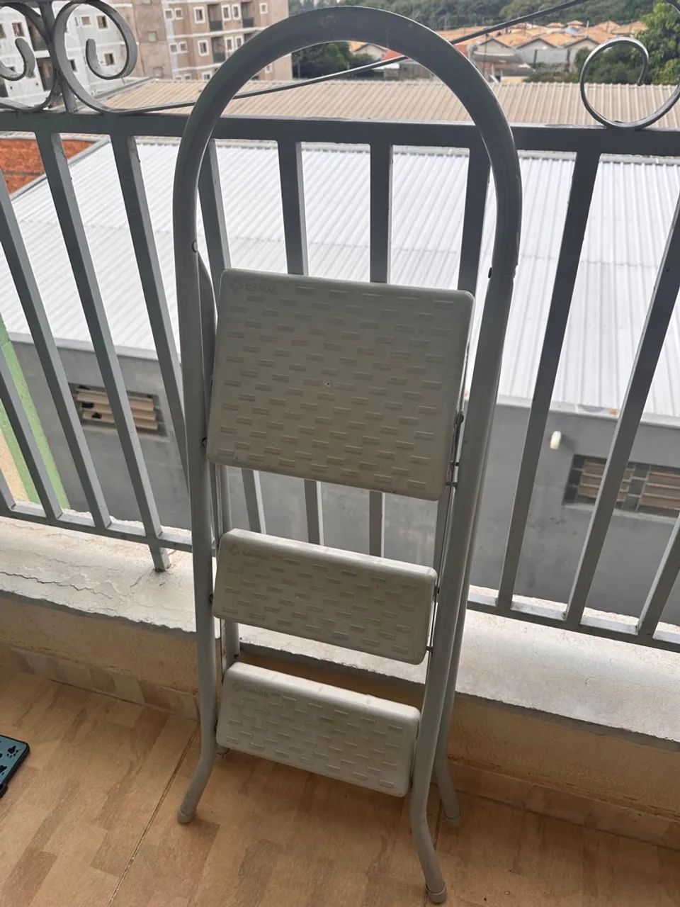 Escada Porte Pequeno - Foto 3