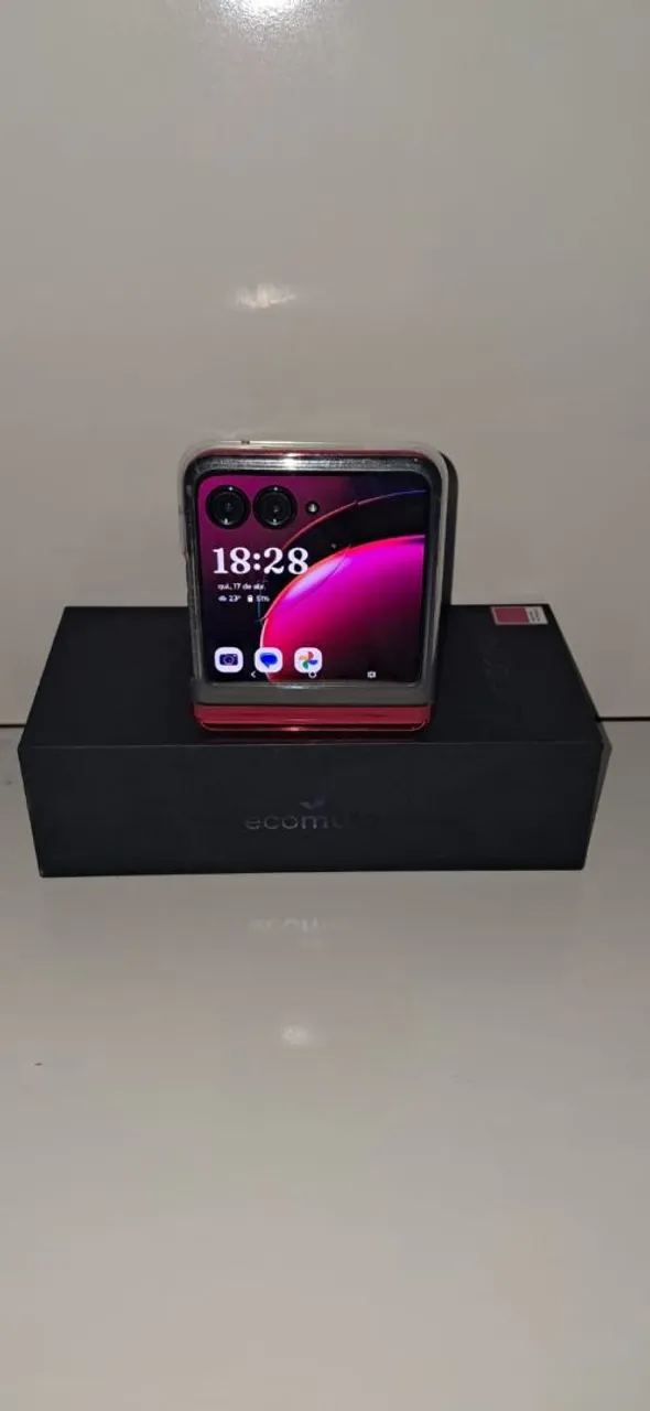 Motorola 40 ultra RAZR