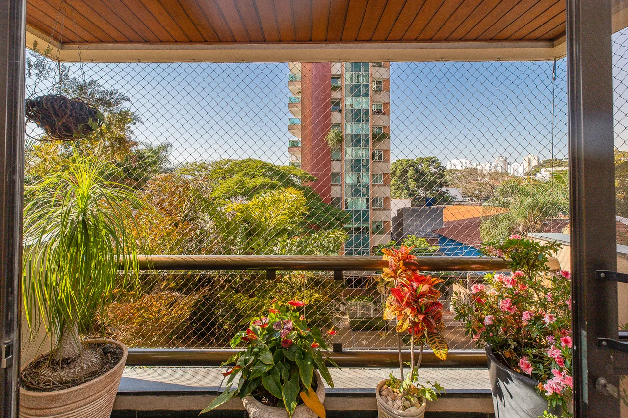 Apartamento à venda no condomínio Villa Tivoli em Moema, São Paulo - SP