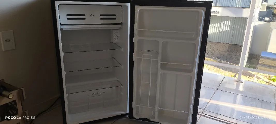 Frigobar Midea 93 litros  - Foto 5