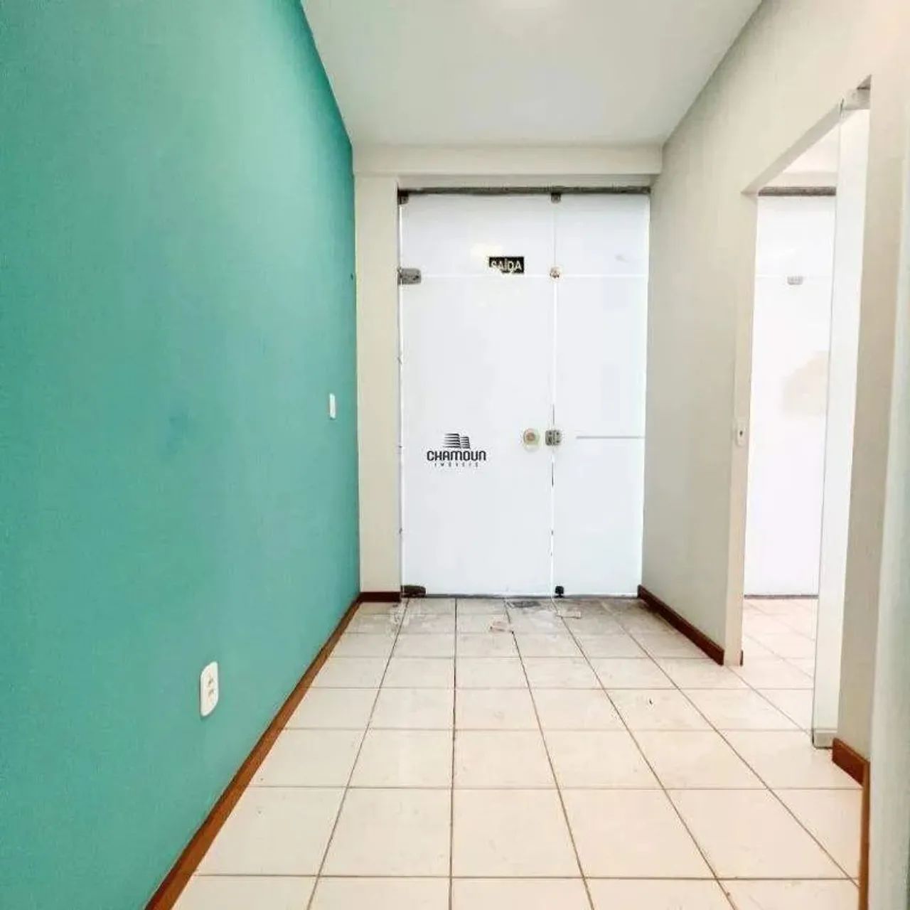 Loja com 40 M² com excelente localização no Centro de Guarapari. - Foto 2