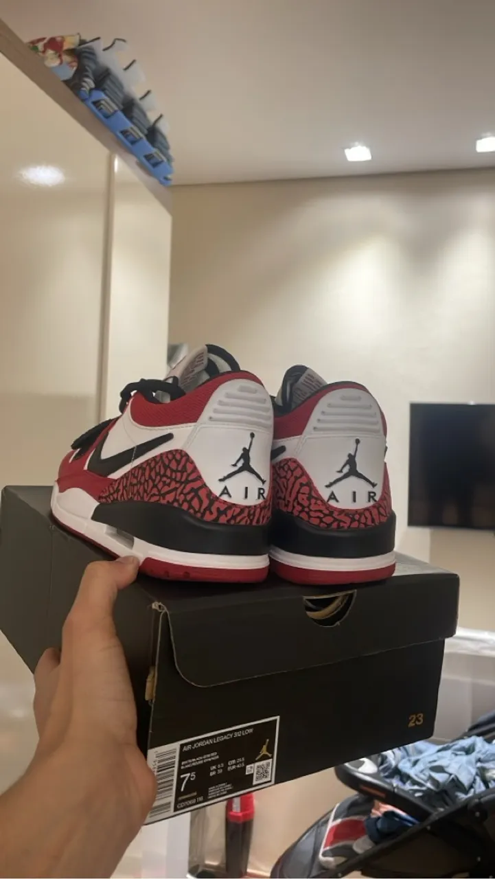 Air jordan legacy