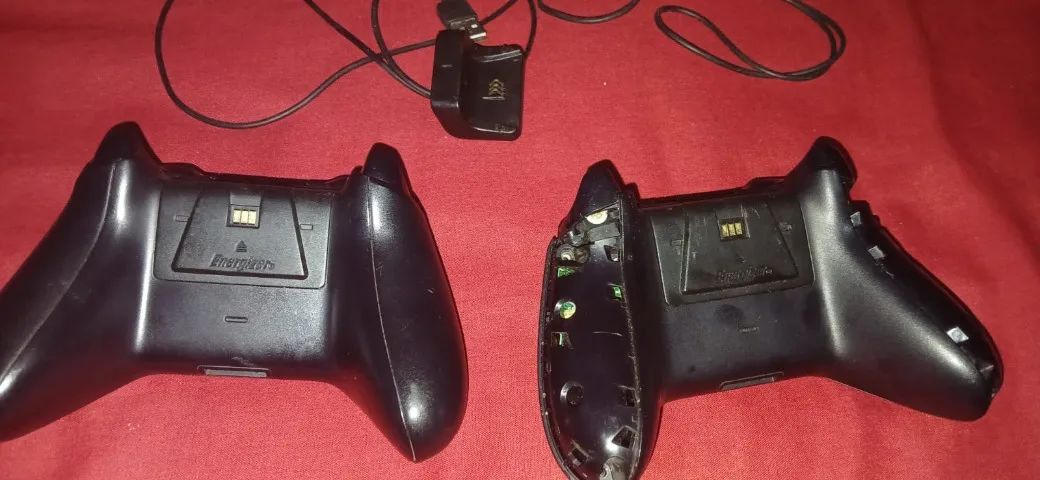 2 controles XBOX ONE (Leia a descrição!)64308649847811122