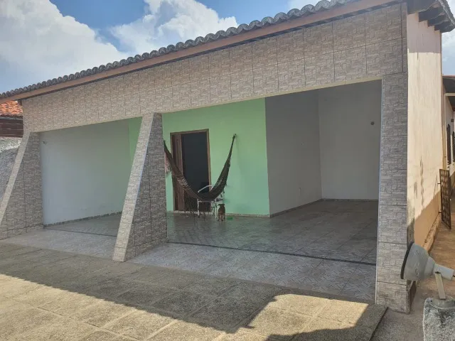 Casa espaçosa e bem construída no Planalto - Parnaíba/PI