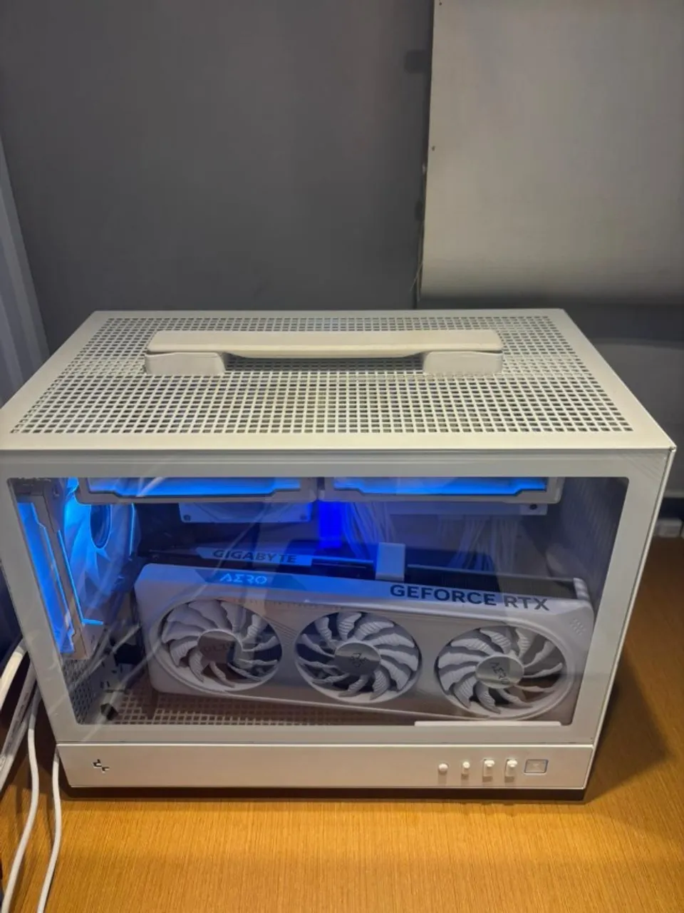 Pc gamer Ryzen 5 7600 e RTX 4060 , 32GB