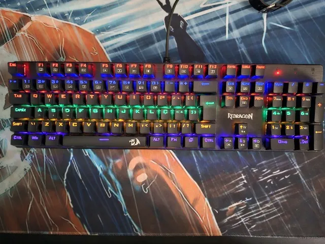 Teclado Redragon Valheim