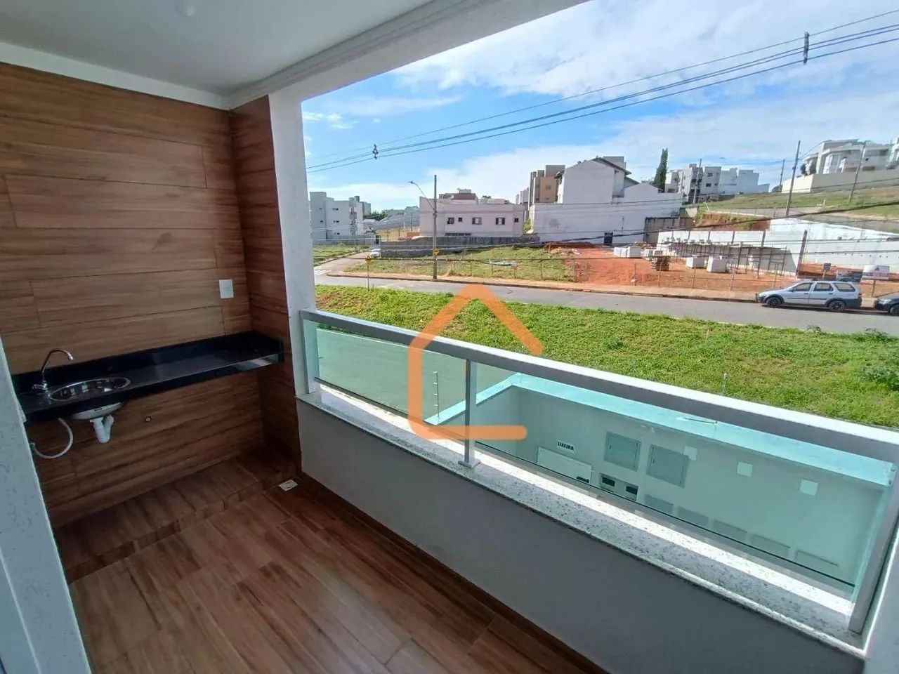 Apartamento com 2 dormitórios à venda, 75 m² por R$ 435.000,00 - Santa Rita II - Pouso Ale - Foto 2