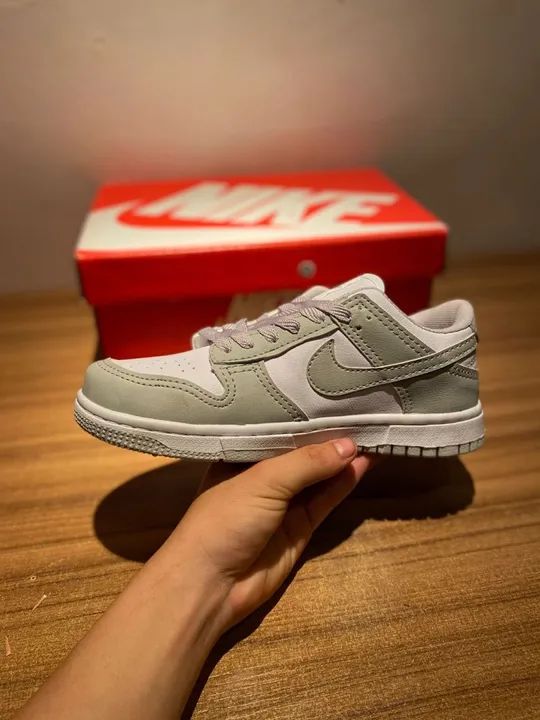 Tênis Nike Dunk Low - Cinza NOVO - Foto 2