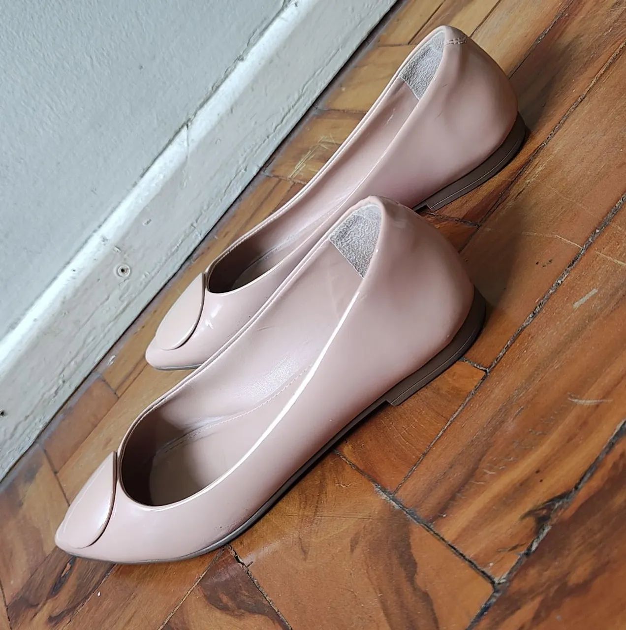 Sapatilha Corello bico fino cor bege/nude Calçados Jardim