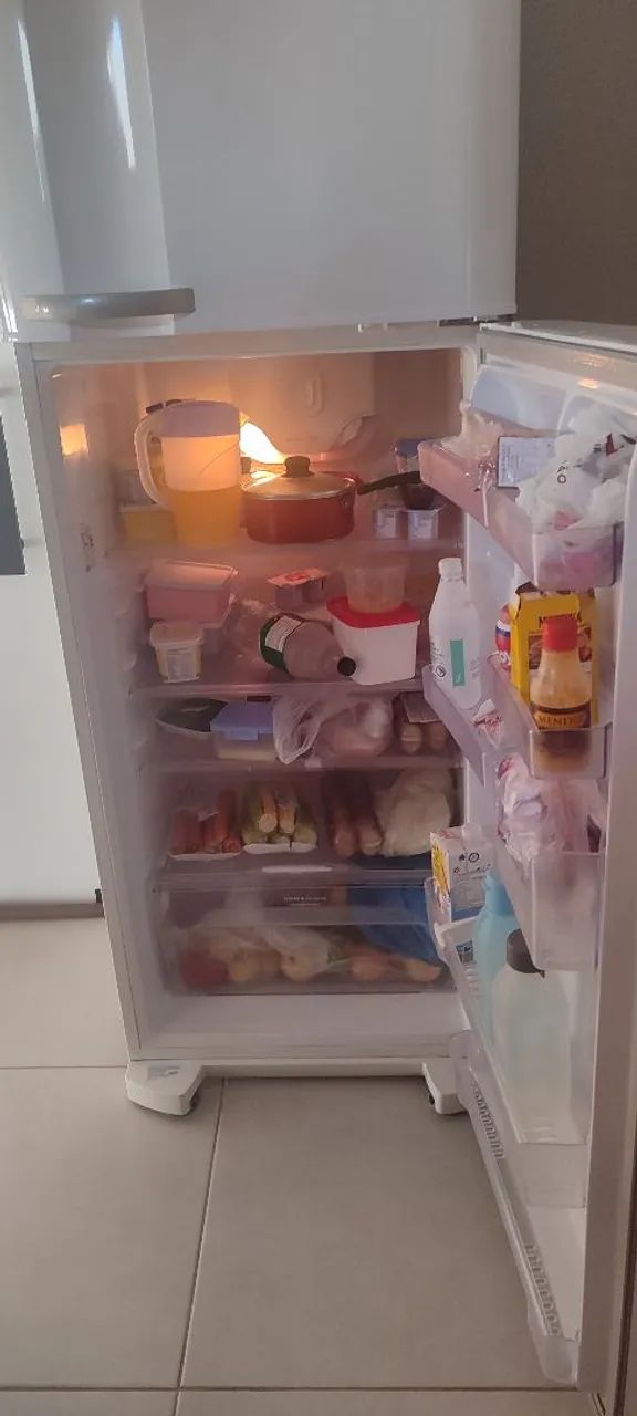 Geladeira Dc49 Eletrolux  - Foto 3