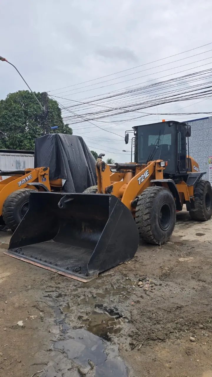 Excelente oportunidade,  vendo , troco ou alugo pá carregadeira de grande porte ! - Foto 3