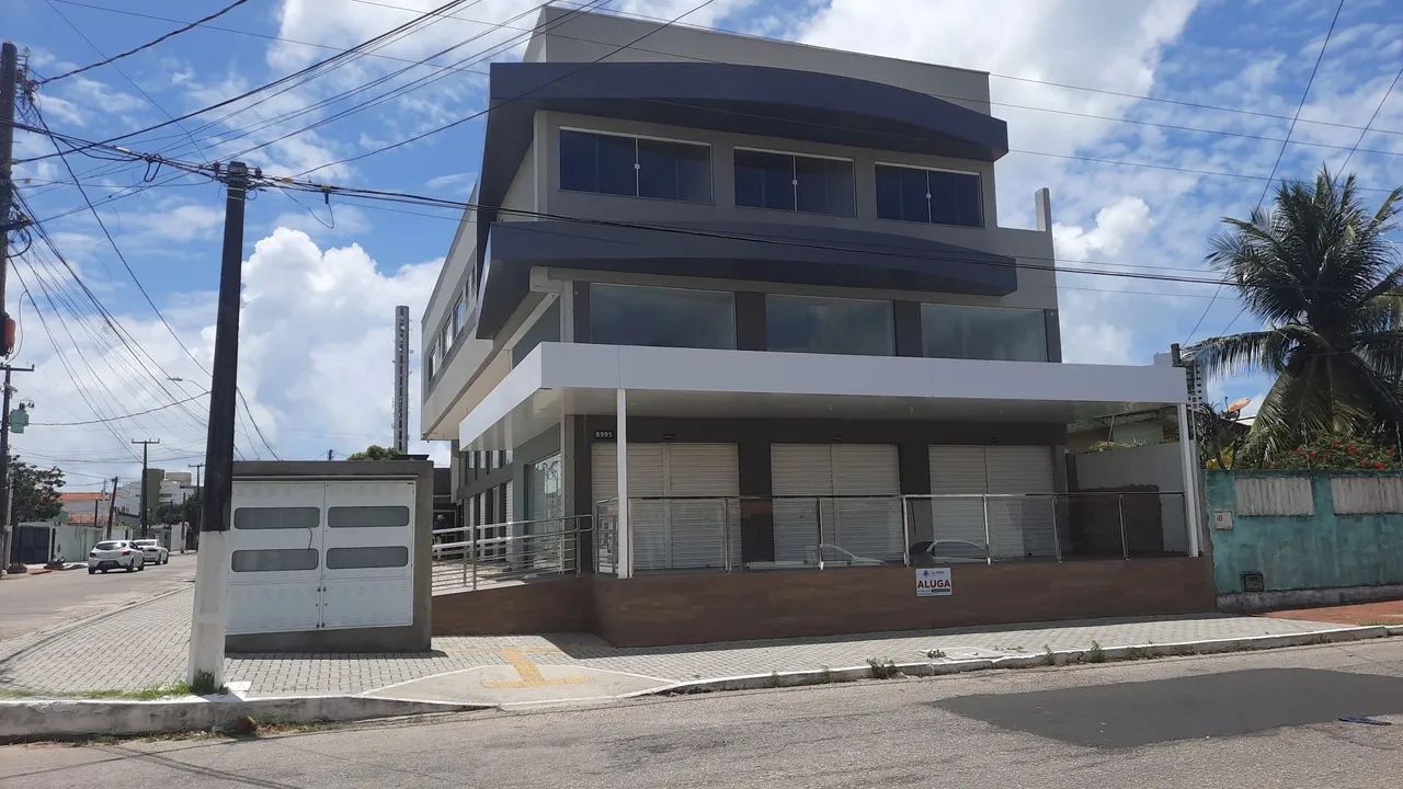 Lojas na Av Praia dos Búzios em Ponta Negra