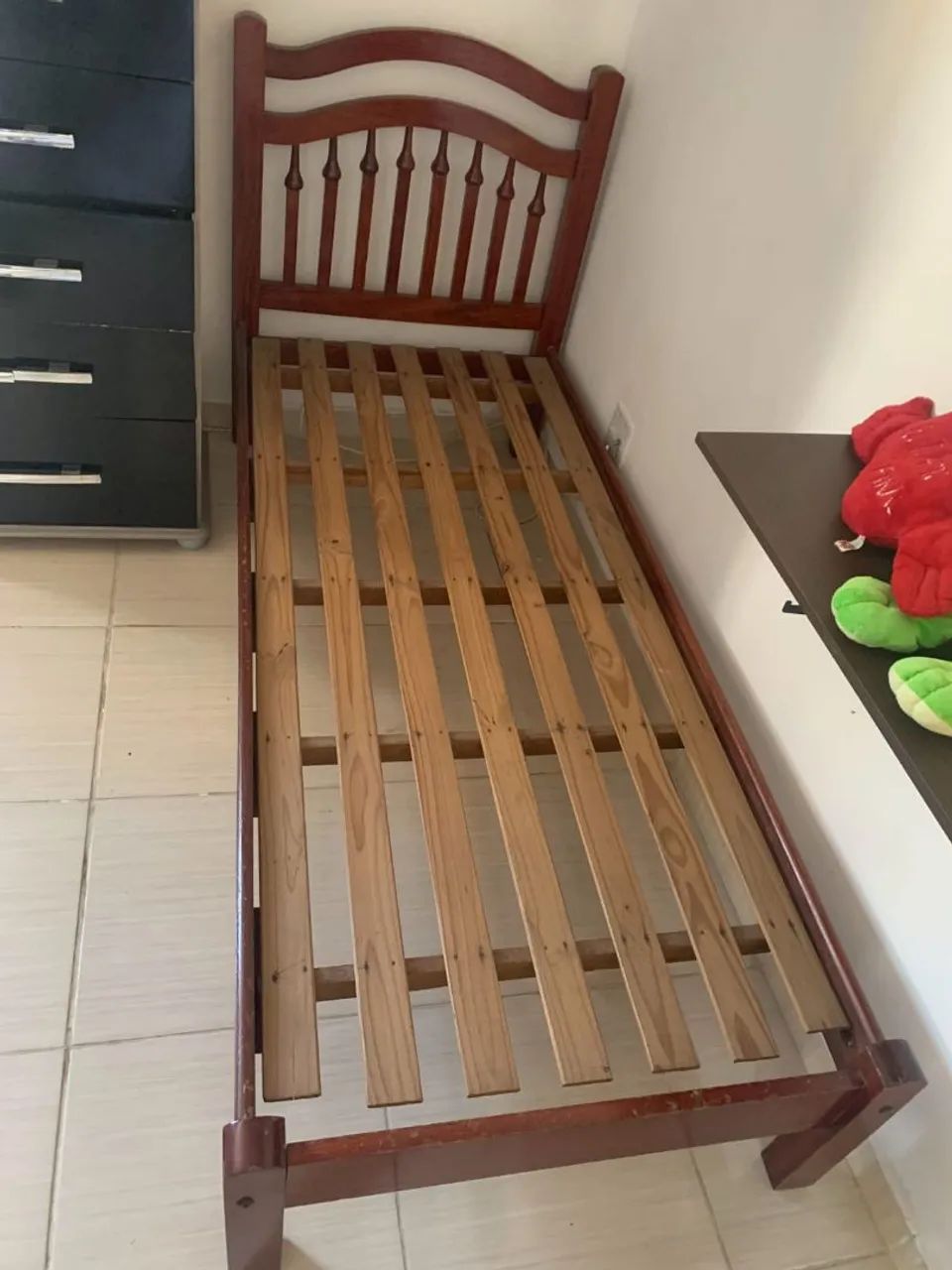 Cama de Madeira Maciça com colchão  - Foto 2