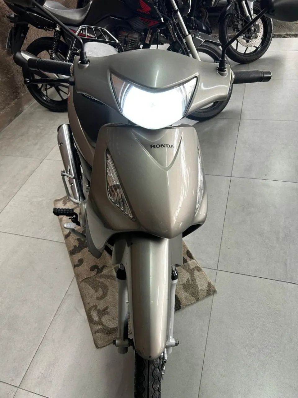 biz 125 ks baixo km 2008 - Foto 7