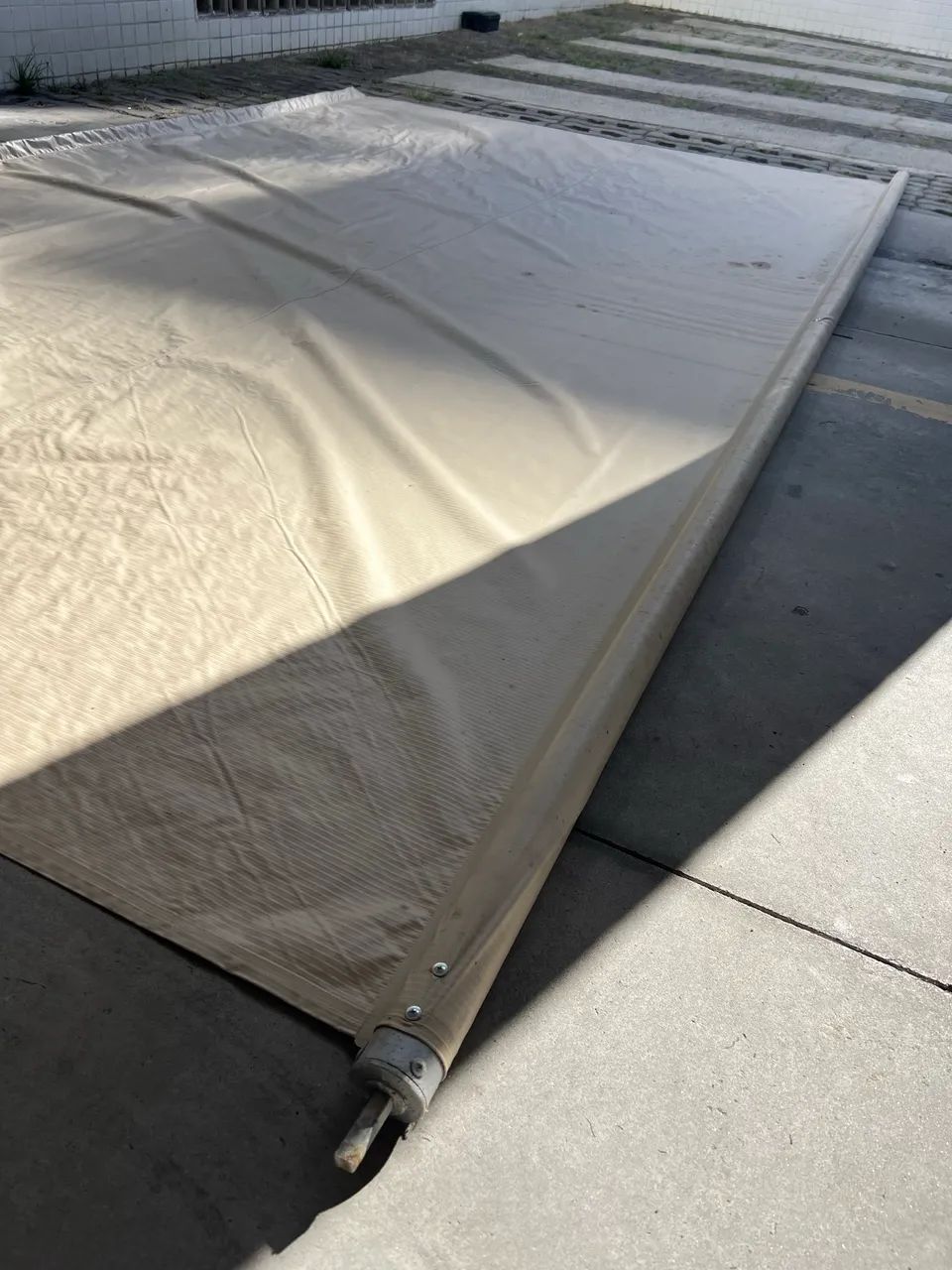 Toldo retrátil em excelentes condições  - Foto 4