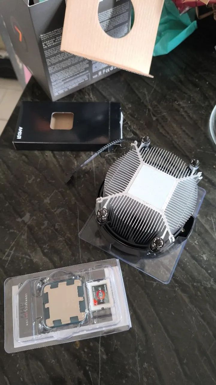 Processador AMD Ryzen 7 8700G - Foto 4