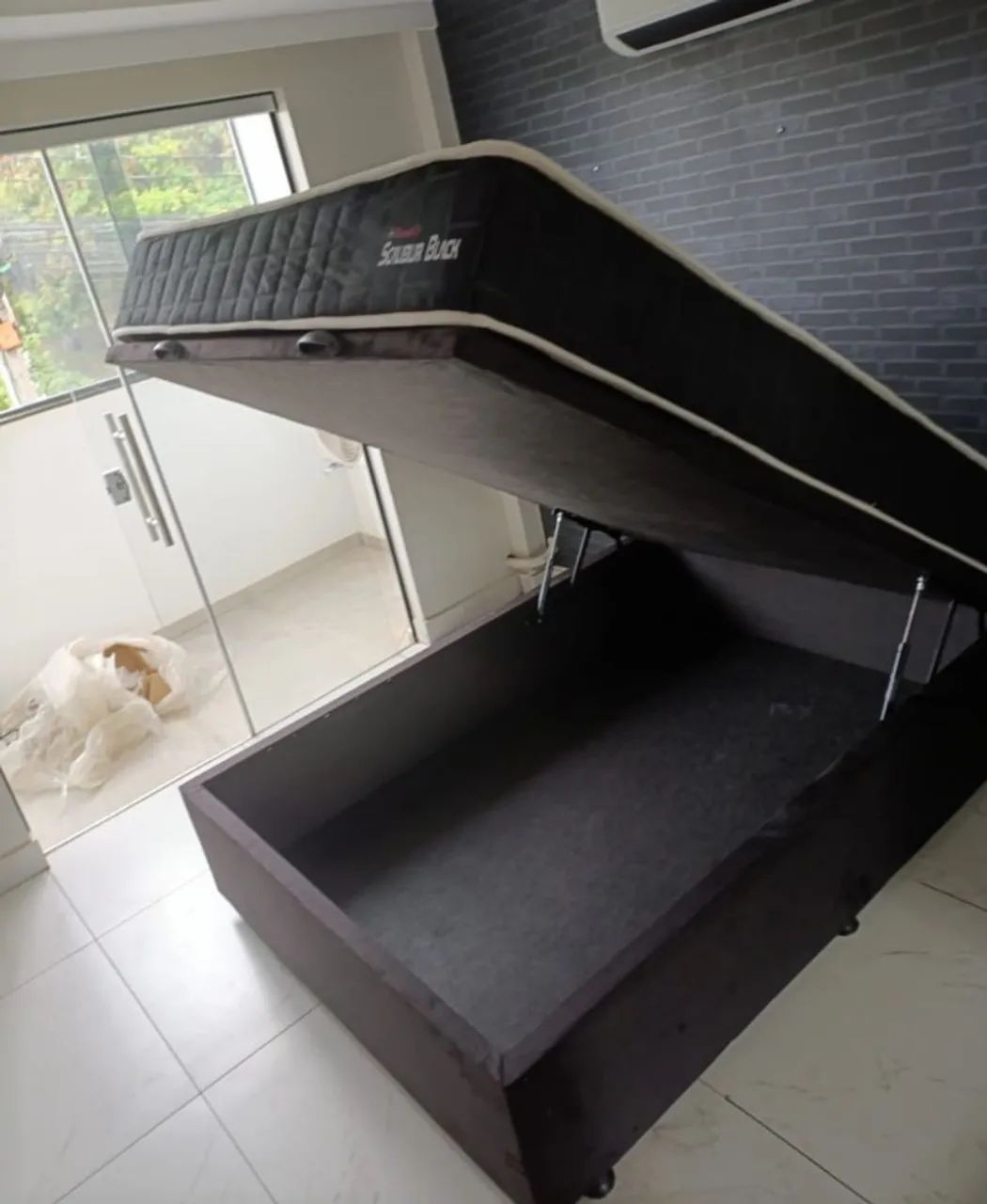 Cama box com bau colchao black molas ensacadas 