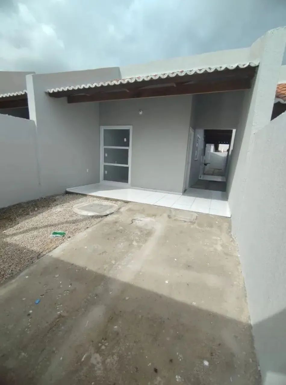 RQ:Imóvel para venda possui 77 metros quadrados com 2 quartos em Dourado - Horizonte - CE