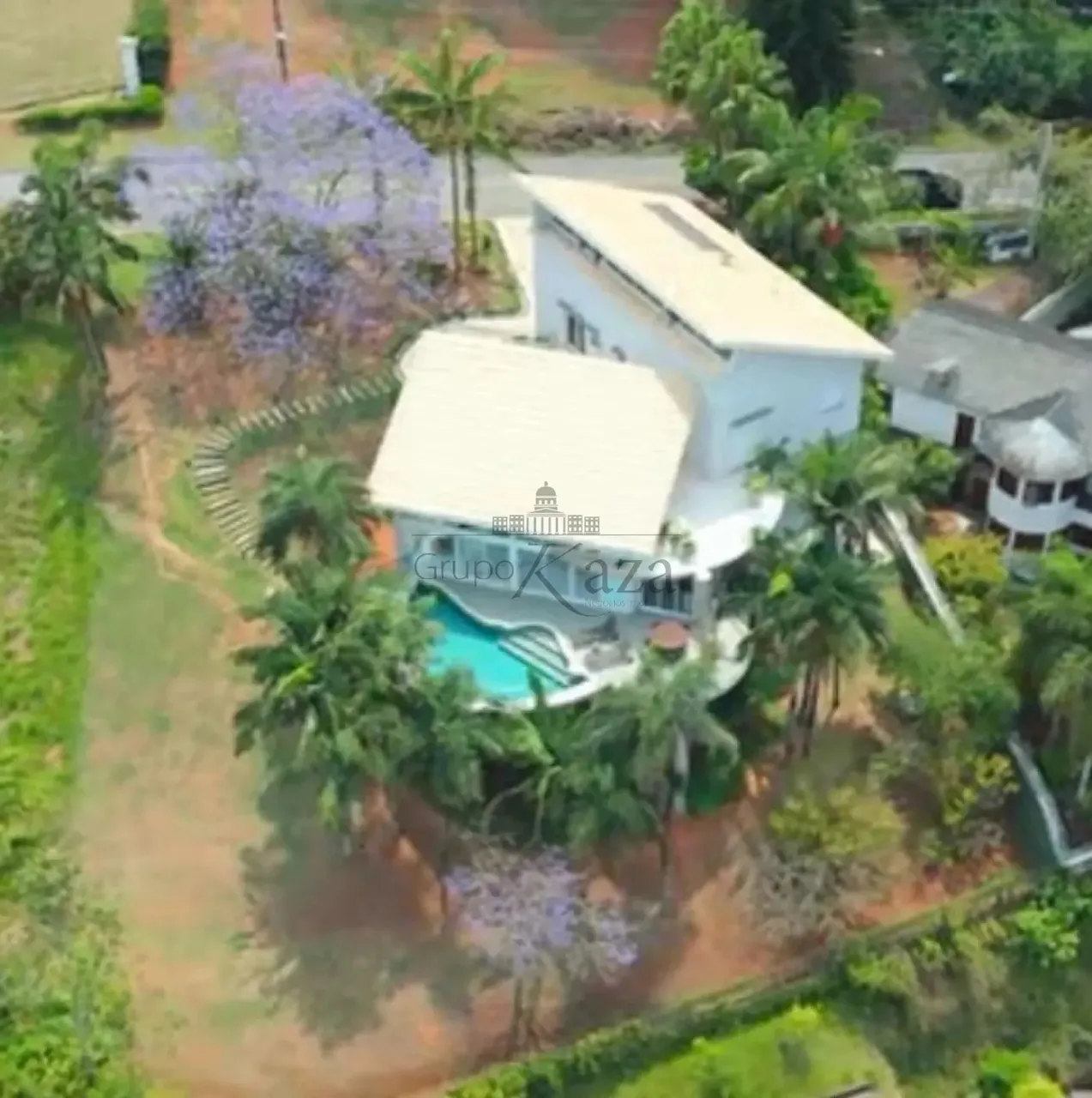 Casa em Condomínio Sobrado - Tamboré - 4 Suítes - 625m².