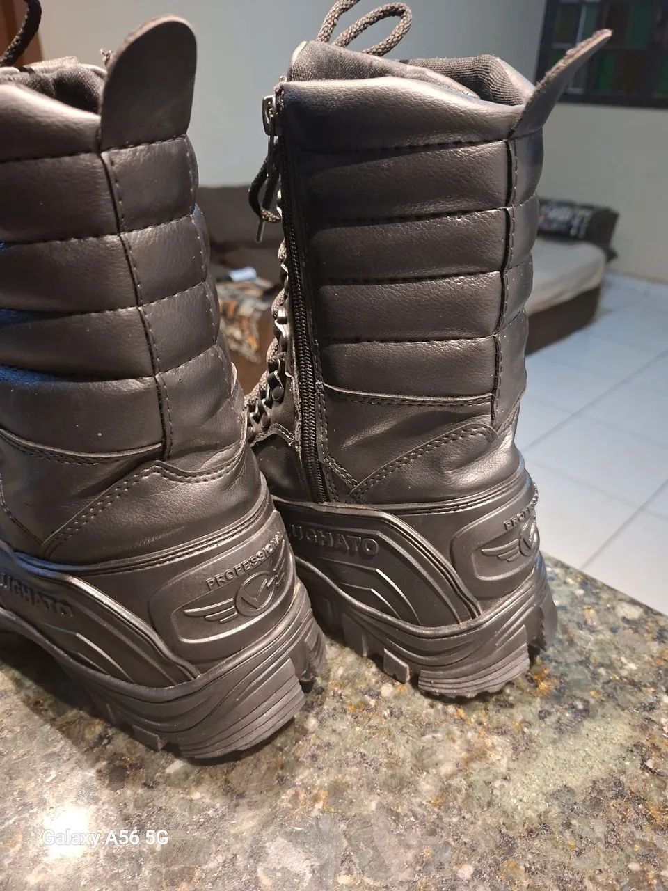 Botas Táticas Pretas - Conforto e Durabilidade - Foto 2