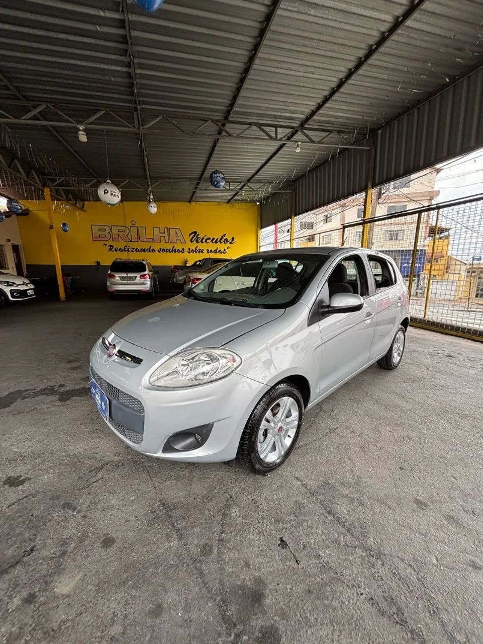 Fiat Palio Essence 1.6 16V Dualogic (Flex)