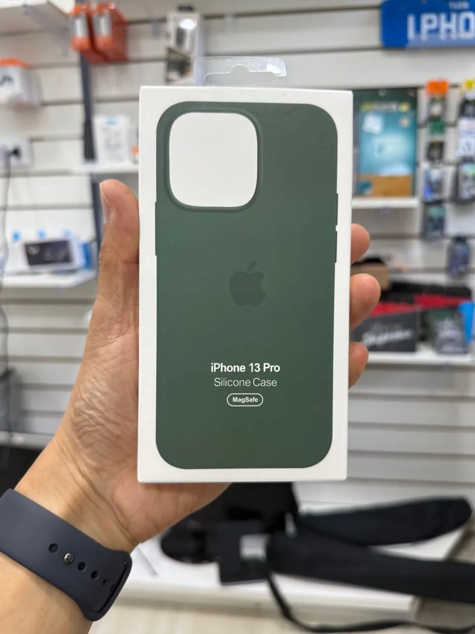 Capinha Aveludada Nova - Verde Trevo - MagSafe para iPhone 13 Pro 