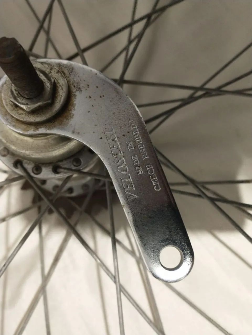 Roda de bicicleta aro 20 Cubo Velosteel República Tcheca. - Foto 3