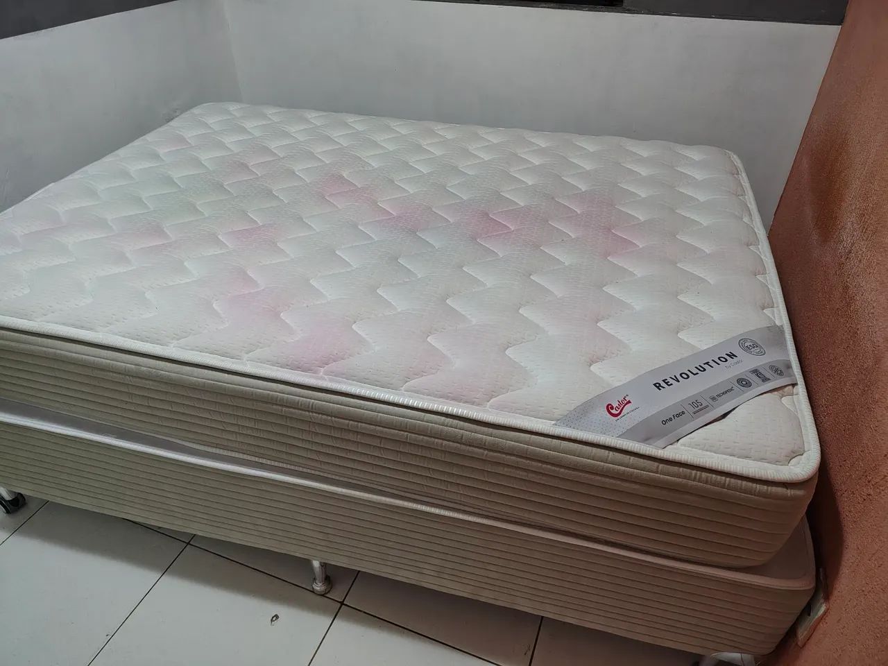Colchão Casal Pillow Top Revolution 105